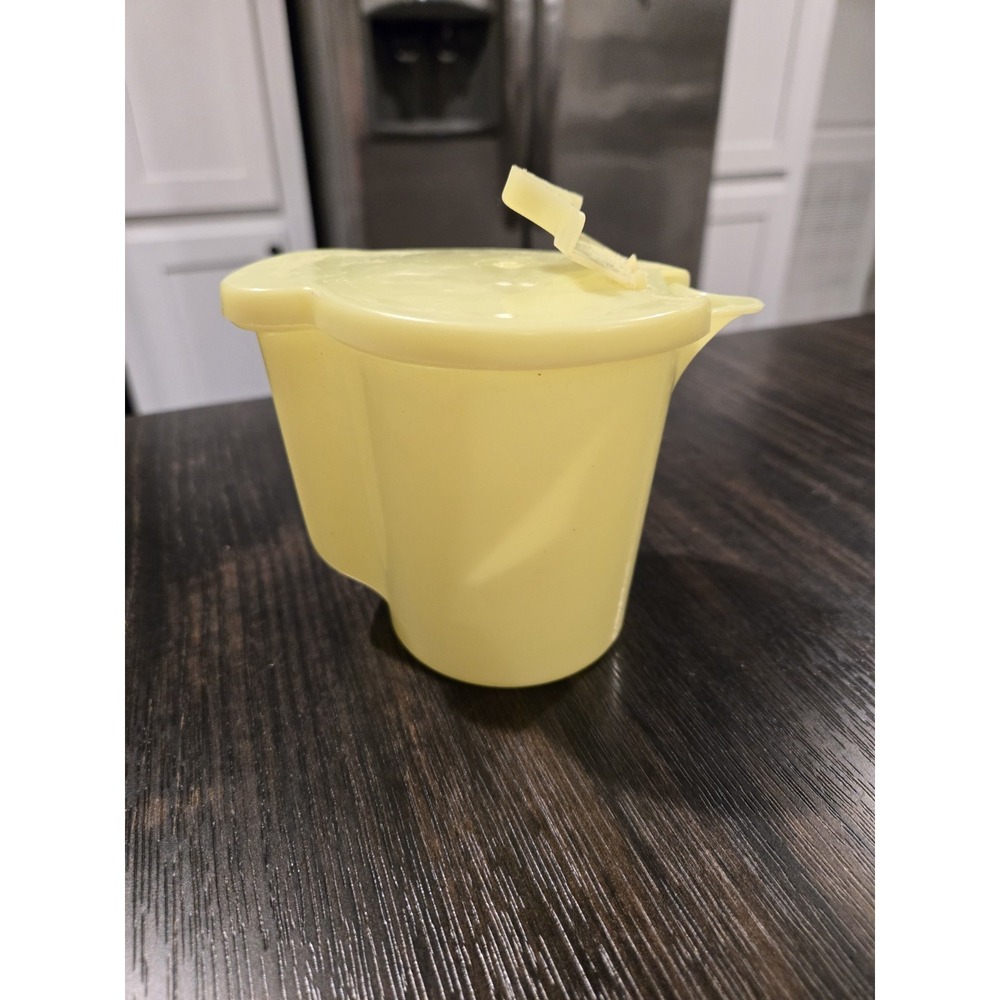 Tupperware Yellow Creamer Pitcher Snap on Flip Lid Plastic Vintage Small